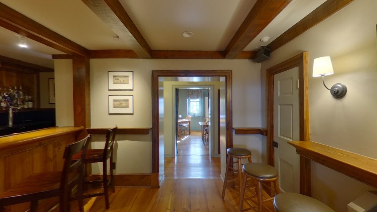 The Red Fox Inn & Tavern